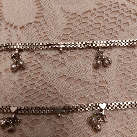 Pair of pure silver anklets from India - Picture 2 of 6